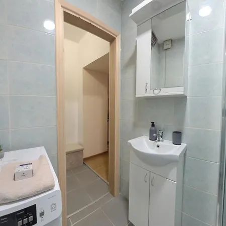 Center Point アパート ベオグラード